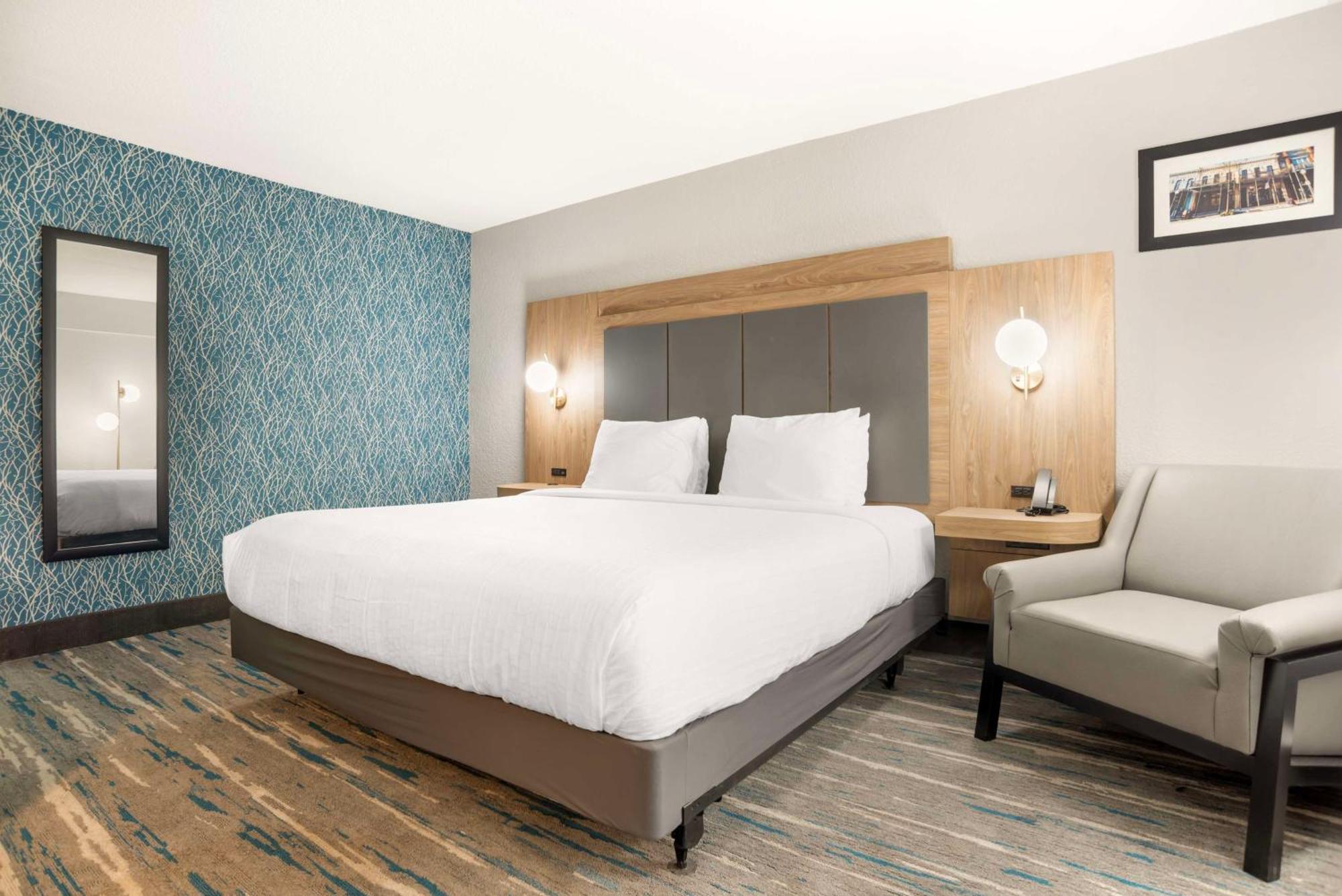 Hotel Western And
